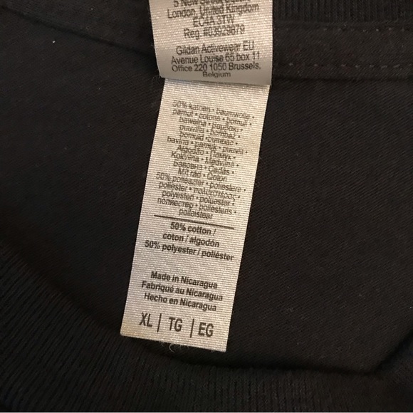 Animus Courage Wolf Graphic Tee Mens Size XL Black Purple - Picture 6 of 6